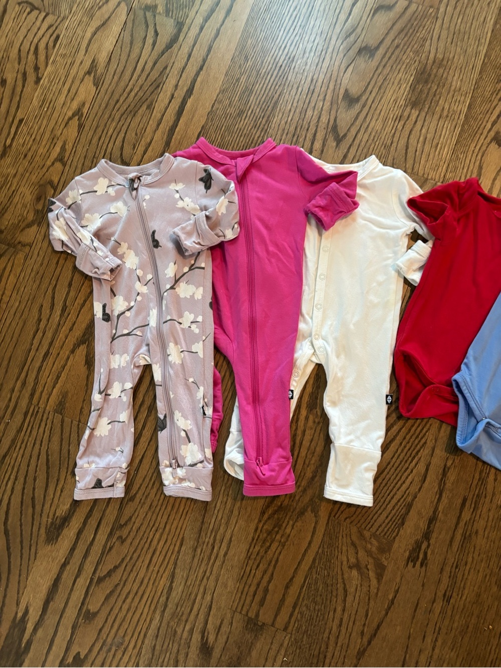 Kyte Baby Newborn onesies and zippered Rompers. Girls. - Picture 4 of 7